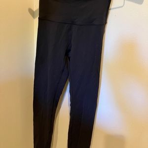 Lululemon Wunder Train high-rise tight 28” Black size 4